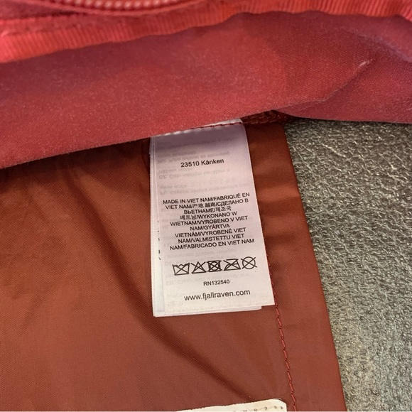 Fjallraven Kanken Backpack - Picture 11 of 14